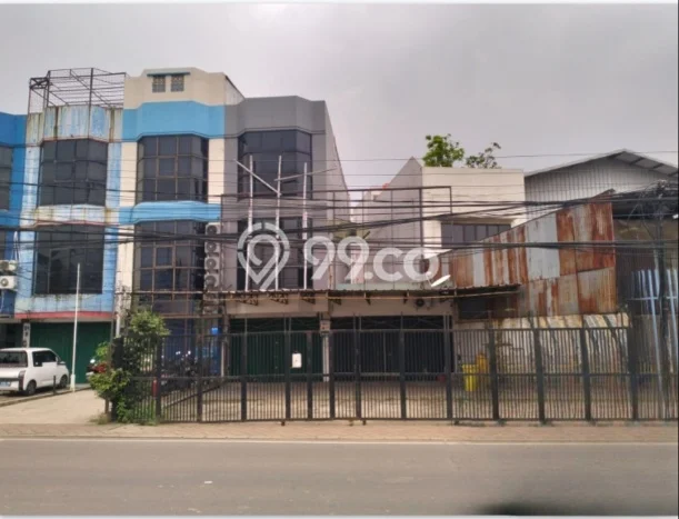 Disewakan Ruko di Karawaci Tangerang LT 225m2, LB 315m2 Disewakan Ruko di Karawaci Tangerang LT 225m2, LB 315m2