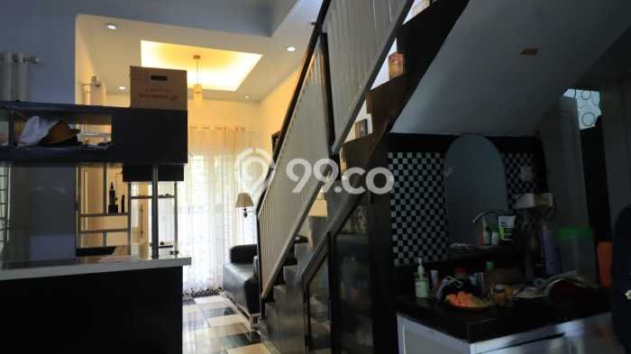 Rumah 3 Lantai Bagus Semi Furnished Sertifikat Hak Milik di Kranji, Bekasi Rumah 3 Lantai Bagus Semi Furnished Sertifikat Hak Milik di Kranji, Bekasi