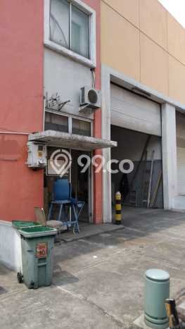 Dijual Gudang Kawasan Strategis di Cakung, Luas 180m², Jalan Raya Dijual Gudang Kawasan Strategis di Cakung, Luas 180m², Jalan Raya