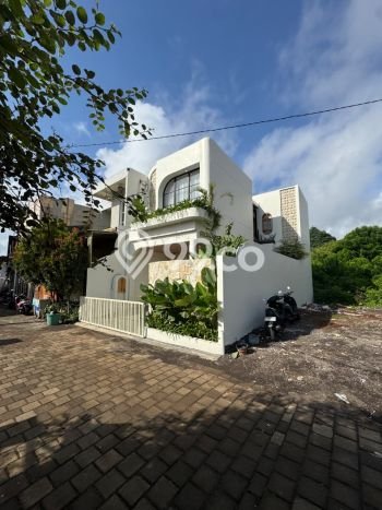 HARGA MENARIK! Vila di , Luas 100m2m², Kawasan Tenang dan aman HARGA MENARIK! Vila di , Luas 100m2m², Kawasan Tenang dan aman