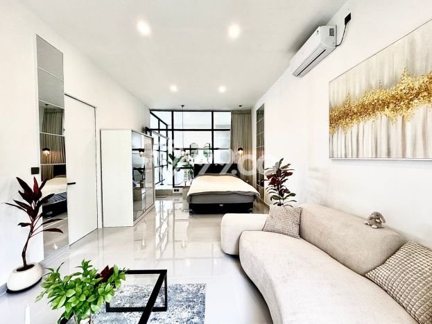 LOKASI TERBAIK! Vila di , Ukuran 280m2m², Lingkungan Tenang dan nyaman LOKASI TERBAIK! Vila di , Ukuran 280m2m², Lingkungan Tenang dan nyaman