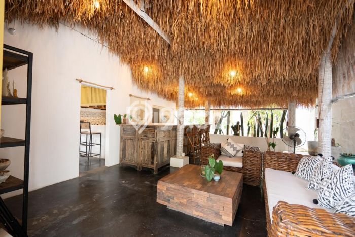 Vila Kawasan Seminyak, Luas 300m², Tersedia Sekarang, Harga Terjangkau Vila Kawasan Seminyak, Luas 300m², Tersedia Sekarang, Harga Terjangkau