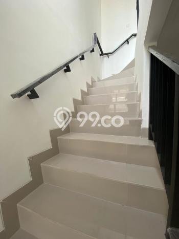 Rumah di Pantai Indah Kapuk 2, Dekat Pusat Kota, 2 KT, Luas 45m² Bangunan 87m² Rumah di Pantai Indah Kapuk 2, Dekat Pusat Kota, 2 KT, Luas 45m² Bangunan 87m²