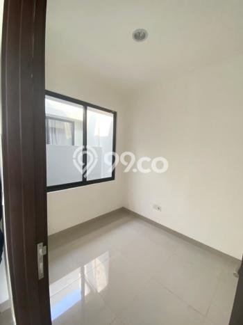 Rumah di Pantai Indah Kapuk 2, Dekat Pusat Kota, 2 KT, Luas 45m² Bangunan 87m² Rumah di Pantai Indah Kapuk 2, Dekat Pusat Kota, 2 KT, Luas 45m² Bangunan 87m²