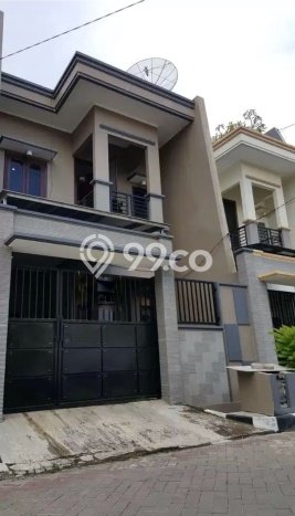 Dijual Hunian Rumah Nyaman 3 Kamar di Mulyosari, Surabaya Dijual Hunian Rumah Nyaman 3 Kamar di Mulyosari, Surabaya