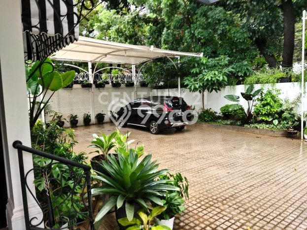 Best Deal Hunian Mewah Ideal dan Luas di Menteng, Jakarta Pusat Best Deal Hunian Mewah Ideal dan Luas di Menteng, Jakarta Pusat
