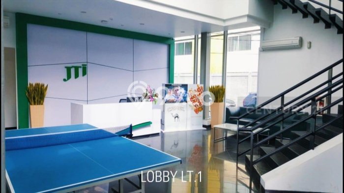 Unit Kantor Dijual di Pancoran Jakarta Selatan 1600m2 Unit Kantor Dijual di Pancoran Jakarta Selatan 1600m2
