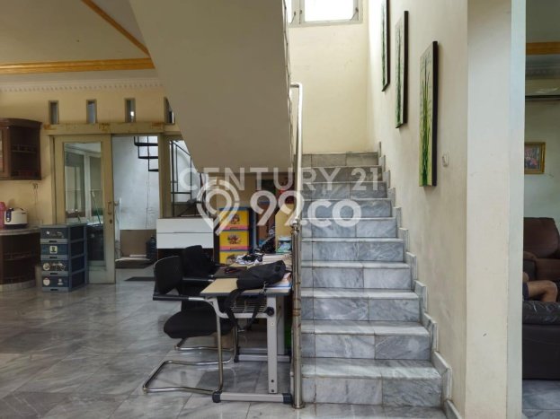 For Sale Rumah Mewah Exclusive di Tebet, Jakarta Selatan For Sale Rumah Mewah Exclusive di Tebet, Jakarta Selatan