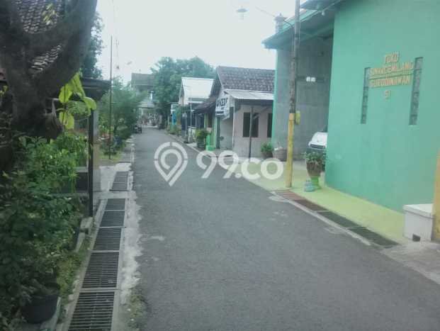 Gudang Bagus Dijual LB 375m2 Lokasi Strategis Mojokerto Area Cocok untuk Bisnis Gudang Bagus Dijual LB 375m2 Lokasi Strategis Mojokerto Area Cocok untuk Bisnis