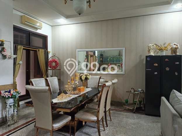 Jual Rumah Luas Megah Dengan View Cantik di Surabaya Kota, Surabaya Jual Rumah Luas Megah Dengan View Cantik di Surabaya Kota, Surabaya