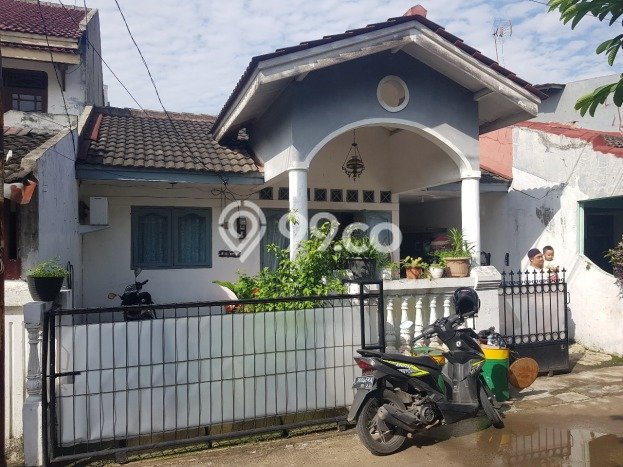 Hunian Cantik Modern Lb 100m2 di Bekasi Barat, Bekasi Hunian Cantik Modern Lb 100m2 di Bekasi Barat, Bekasi