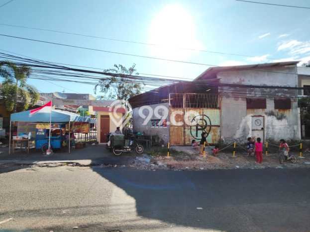 Paling Diincar! Gudang Dijual di Dukuh Kupang Harga Kompetitif Paling Diincar! Gudang Dijual di Dukuh Kupang Harga Kompetitif
