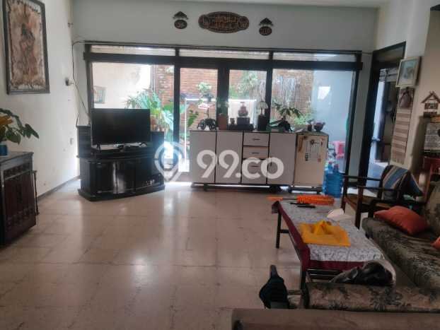 Rumah Elit Modern Tanpa Renovasi di Malang Kota Malang Rumah Elit Modern Tanpa Renovasi di Malang Kota Malang