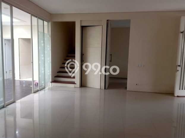 Rumah Luas Asri 5 KT Siap Huni di Citraland Surabaya Rumah Luas Asri 5 KT Siap Huni di Citraland Surabaya