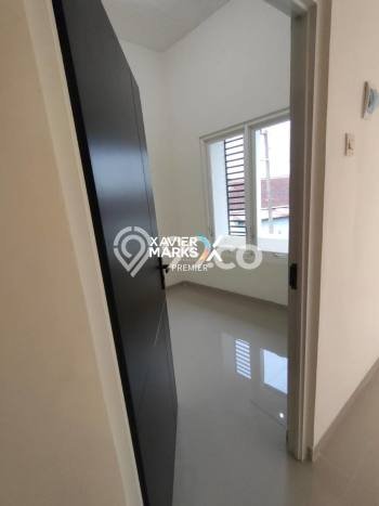 Unit Ruko Dijual di Pakis Malang 80m2 Unit Ruko Dijual di Pakis Malang 80m2
