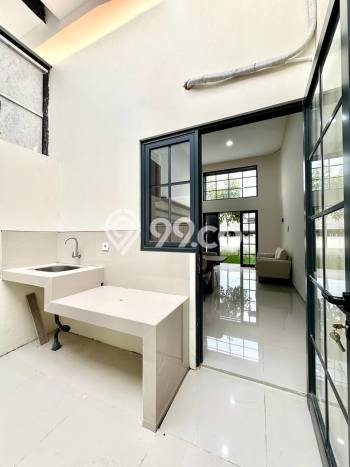 Rumah Luas Asri 2 KT Siap Huni di Sulfat Malang Rumah Luas Asri 2 KT Siap Huni di Sulfat Malang