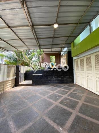 Rumah Elit Modern Siap Huni di Araya Malang Rumah Elit Modern Siap Huni di Araya Malang