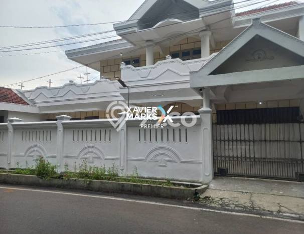 Hunian Eksklusif Siap Huni LT 332m2 di Blimbing, Malang Hunian Eksklusif Siap Huni LT 332m2 di Blimbing, Malang