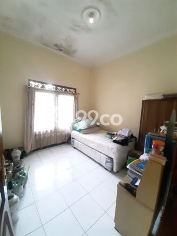 Rumah Siap Huni lokasi Banyumanik, Semarang, Luas 1094m² Bangunan 800m² Rumah Siap Huni lokasi Banyumanik, Semarang, Luas 1094m² Bangunan 800m²