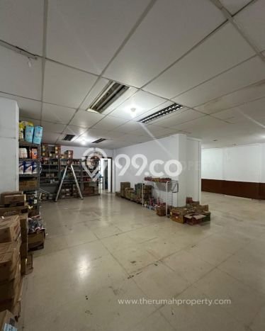 Ruko Bagus LT 170m2 LB 450m2 Dijual di Kebayoran Baru Jakarta Selatan Ruko Bagus LT 170m2 LB 450m2 Dijual di Kebayoran Baru Jakarta Selatan