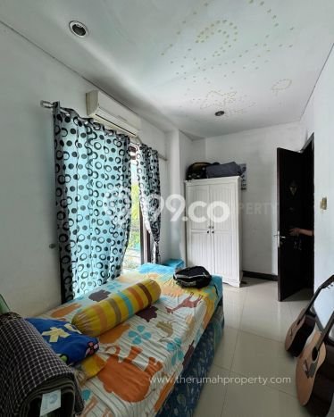 Rumah Mewah LB 240m2 Siap Huni Desain Elegan di Pulomas, Jakarta Timur Rumah Mewah LB 240m2 Siap Huni Desain Elegan di Pulomas, Jakarta Timur