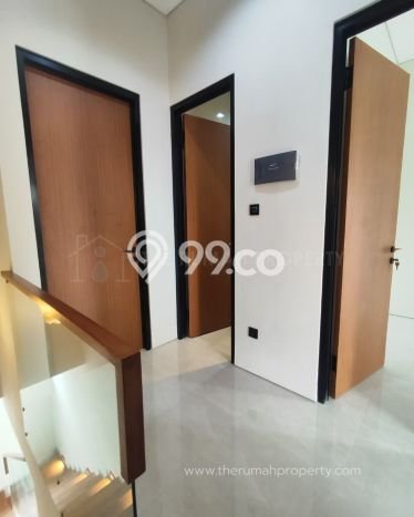 For Sale Hunian Rumah Terawat 3 Kamar di Pondok Gede, Bekasi For Sale Hunian Rumah Terawat 3 Kamar di Pondok Gede, Bekasi
