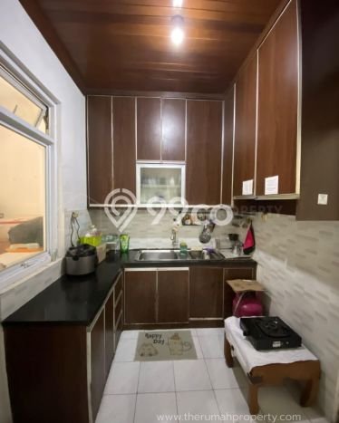 Rumah Kost Dijual di Tebet, Jakarta Selatan, 8 KT, 4 KM, Bangunan 150m2 Rumah Kost Dijual di Tebet, Jakarta Selatan, 8 KT, 4 KM, Bangunan 150m2