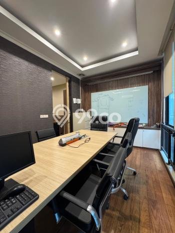 Ruko Kawasan Strategis Kawasan Kemang, Luas 215m², Mainroad Ruko Kawasan Strategis Kawasan Kemang, Luas 215m², Mainroad