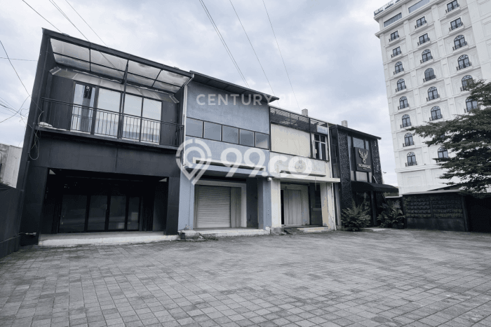 Ruko Bagus Dijual LB 180m2 Lokasi Strategis Yogyakarta Area Cocok untuk Bisnis Ruko Bagus Dijual LB 180m2 Lokasi Strategis Yogyakarta Area Cocok untuk Bisnis
