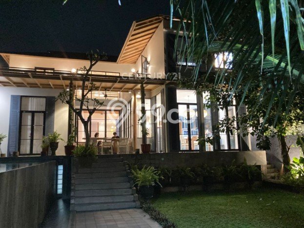 Dijual! Vila di Pakem, Luas 722m2m², Posisi Premium Dijual! Vila di Pakem, Luas 722m2m², Posisi Premium