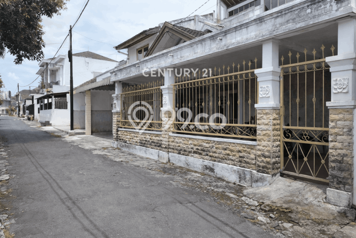 Dijual Rumah Strategis Bagus Punya 5 KT di Ngemplak Sleman SHM Dijual Rumah Strategis Bagus Punya 5 KT di Ngemplak Sleman SHM