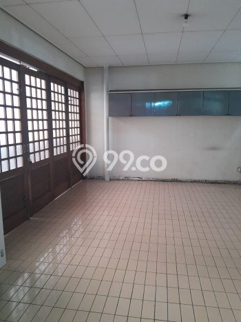 Siap Huni Hunian Elit 7 Kamar di Duren Sawit Dekat ke Mana Saja Siap Huni Hunian Elit 7 Kamar di Duren Sawit Dekat ke Mana Saja