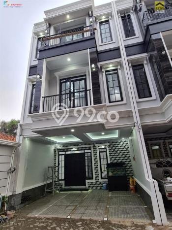 Rumah Modern Cantik 4 KT Siap Huni di Jagakarsa Rumah Modern Cantik 4 KT Siap Huni di Jagakarsa