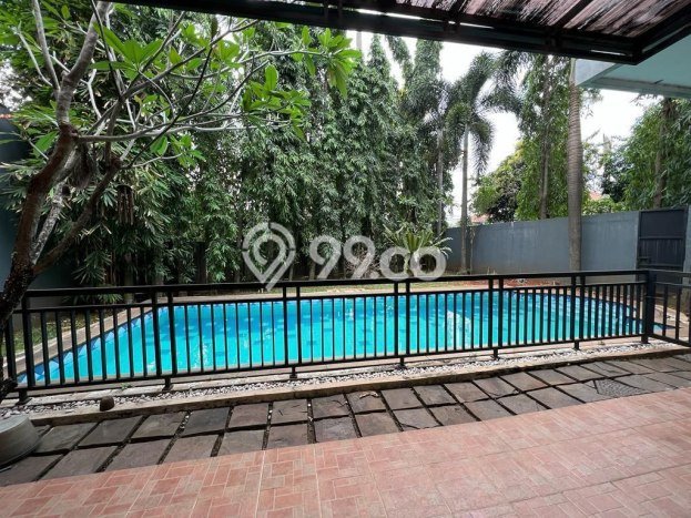 Dijual Rumah Mewah Elegan Dengan View Eksklusif di Lebak Bulus, Jakarta Selatan Dijual Rumah Mewah Elegan Dengan View Eksklusif di Lebak Bulus, Jakarta Selatan
