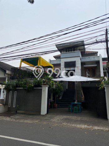 Hunian Elit LB 400m2 Siap Huni Desain Elegan di Otista, Jakarta Timur Hunian Elit LB 400m2 Siap Huni Desain Elegan di Otista, Jakarta Timur