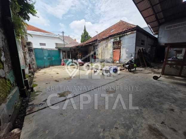 PROSPEKTIF! Tanah di , Luas 465m2m², Lokasi Strategis PROSPEKTIF! Tanah di , Luas 465m2m², Lokasi Strategis