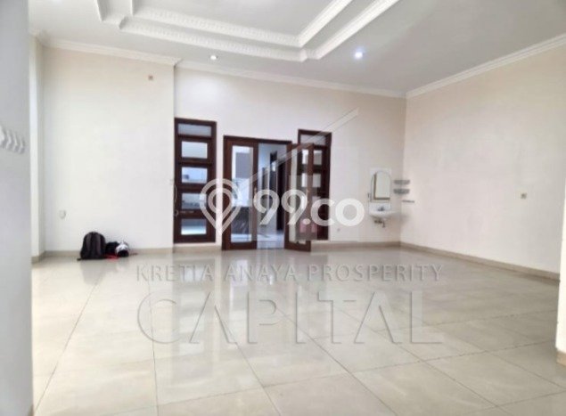 Rumah di Soekarno Hatta, Bandung, LT 273m2m² LB 280m2m² - JUAL CEPAT! Rumah di Soekarno Hatta, Bandung, LT 273m2m² LB 280m2m² - JUAL CEPAT!