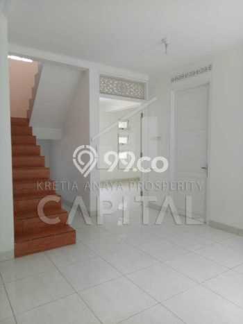 Rumah Modern 6 Kamar LT 144m2 di Kopo Rumah Modern 6 Kamar LT 144m2 di Kopo