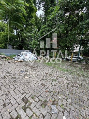 Komersial Disewa di Bandung dengan LB 500m2 Area Komersial Ramai Komersial Disewa di Bandung dengan LB 500m2 Area Komersial Ramai