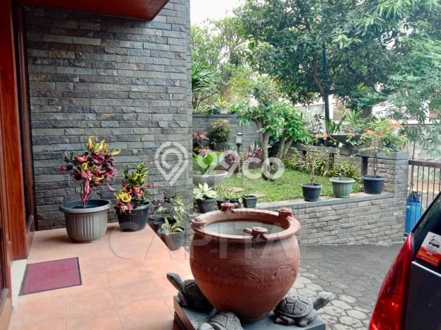 Dijual Rumah Mewah Elegan Dengan View Cantik di Setra Duta, Bandung Dijual Rumah Mewah Elegan Dengan View Cantik di Setra Duta, Bandung