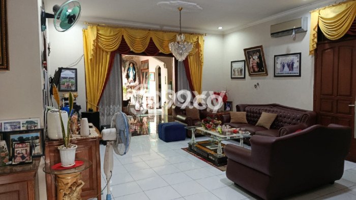 PROMO SPESIAL! Jual Rumah Premium area Waru, Sidoarjo, Luas Tanah 300m2m² Luas Bangunan 500m2m² PROMO SPESIAL! Jual Rumah Premium area Waru, Sidoarjo, Luas Tanah 300m2m² Luas Bangunan 500m2m²