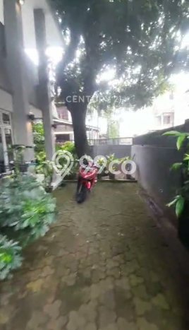 Siap Huni Hunian Elit 4 Kamar di Duren Sawit Dekat ke Mana Pun Siap Huni Hunian Elit 4 Kamar di Duren Sawit Dekat ke Mana Pun