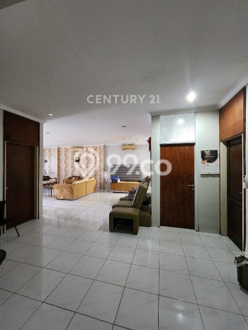 Hunian Mewah LB 130m2 Siap Pakai Desain Elegan di Sunter, Jakarta Utara Hunian Mewah LB 130m2 Siap Pakai Desain Elegan di Sunter, Jakarta Utara