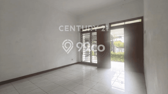 Hunian Mewah LB 200m2 Siap Huni Desain Elegan di Kayu Putih, Jakarta Timur Hunian Mewah LB 200m2 Siap Huni Desain Elegan di Kayu Putih, Jakarta Timur