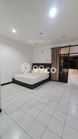 Hunian Mewah LB 362m2 Siap Huni Desain Elegan di Pulomas, Jakarta Timur Hunian Mewah LB 362m2 Siap Huni Desain Elegan di Pulomas, Jakarta Timur
