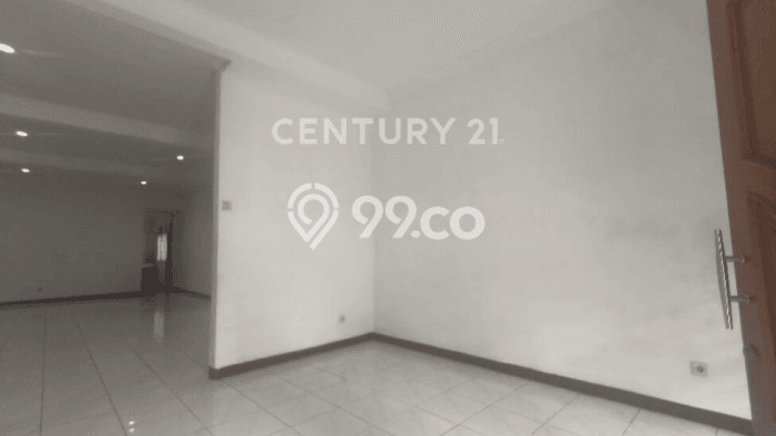 Hunian Mewah LB 200m2 Siap Huni Desain Elegan di Kayu Putih, Jakarta Timur Hunian Mewah LB 200m2 Siap Huni Desain Elegan di Kayu Putih, Jakarta Timur