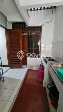 Hunian Mewah LB 362m2 Siap Huni Desain Elegan di Pulomas, Jakarta Timur Hunian Mewah LB 362m2 Siap Huni Desain Elegan di Pulomas, Jakarta Timur