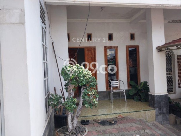 BEST OFFER! Rumah Siap Huni area , Luas 261m2m² LB 150m2m² BEST OFFER! Rumah Siap Huni area , Luas 261m2m² LB 150m2m²