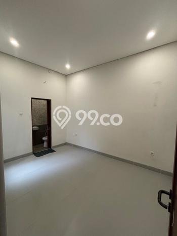 Dijual Rumah Premium dengan Fasilitas Sekitar Lengkap di Duren Sawit, Jakarta Timur Dijual Rumah Premium dengan Fasilitas Sekitar Lengkap di Duren Sawit, Jakarta Timur