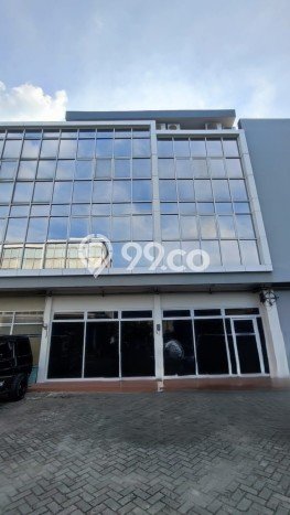 LOKASI STRATEGIS! Ruko di Kranji, Luas 480m², Pusat Komersial, Mainroad LOKASI STRATEGIS! Ruko di Kranji, Luas 480m², Pusat Komersial, Mainroad